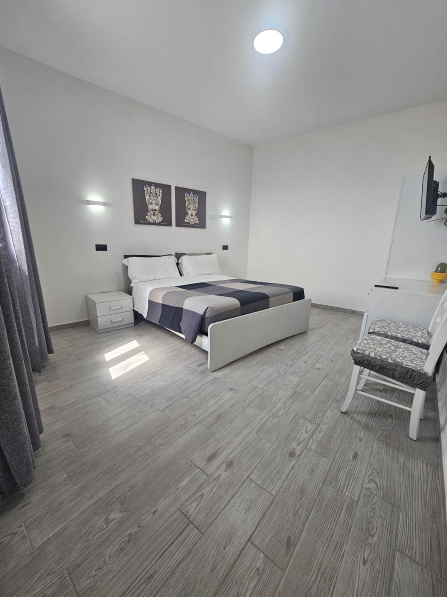 Frontemare Locazione Turistica Hotell Porto Empedocle Eksteriør bilde