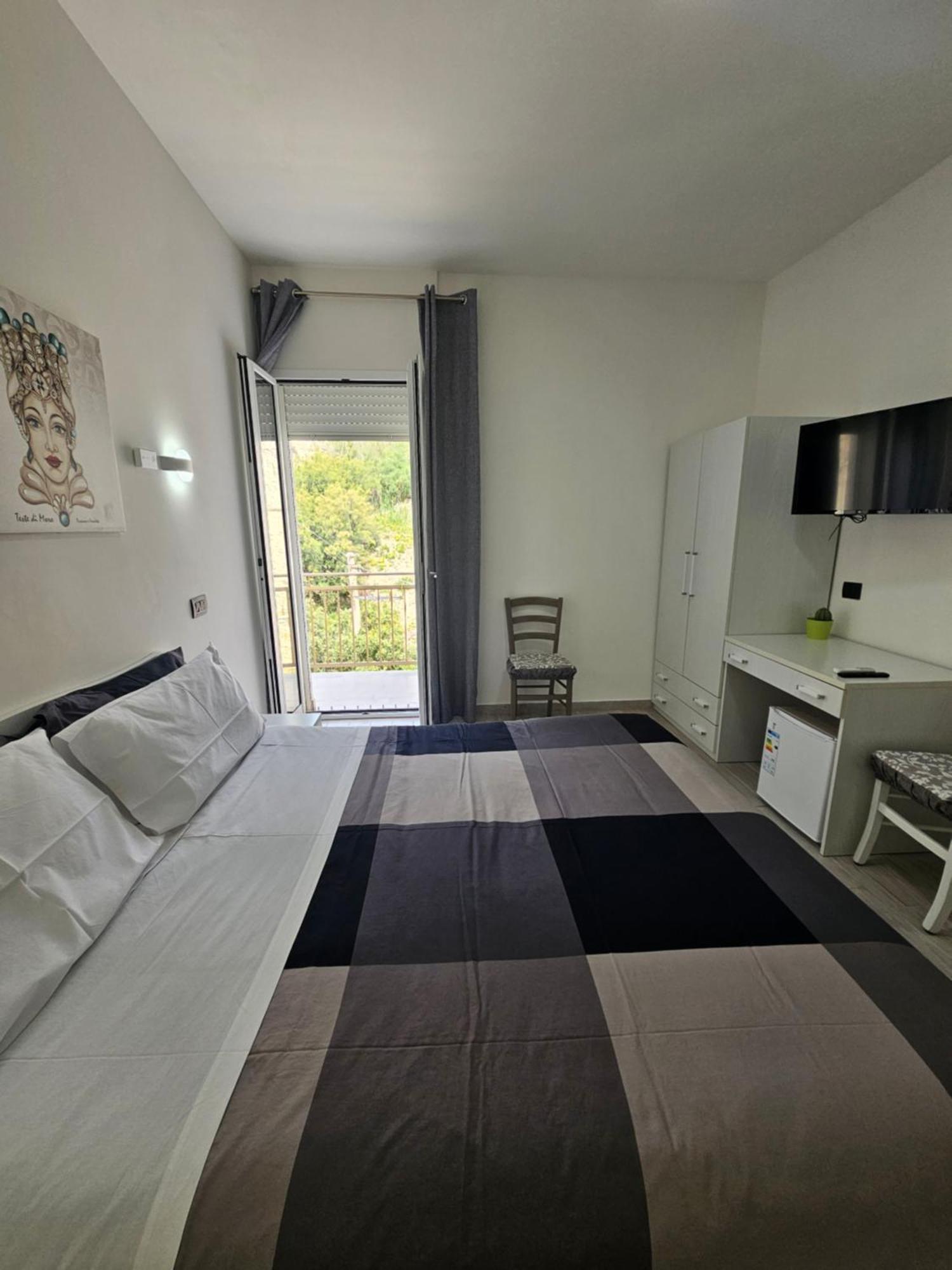 Frontemare Locazione Turistica Hotell Porto Empedocle Eksteriør bilde